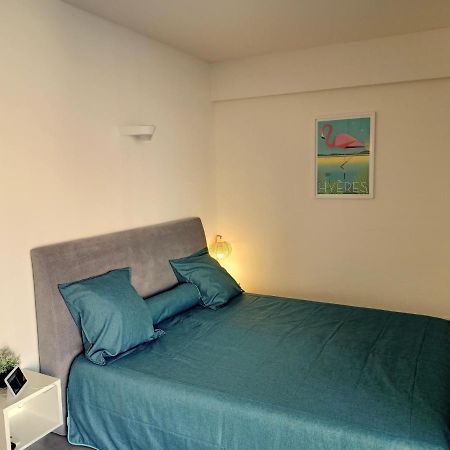Studio Hyeres Port Екстериор снимка