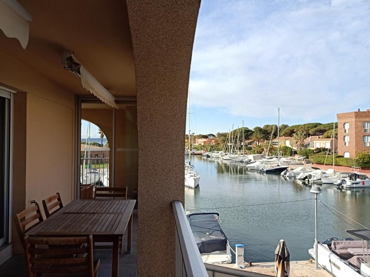 Studio Hyeres Port Екстериор снимка