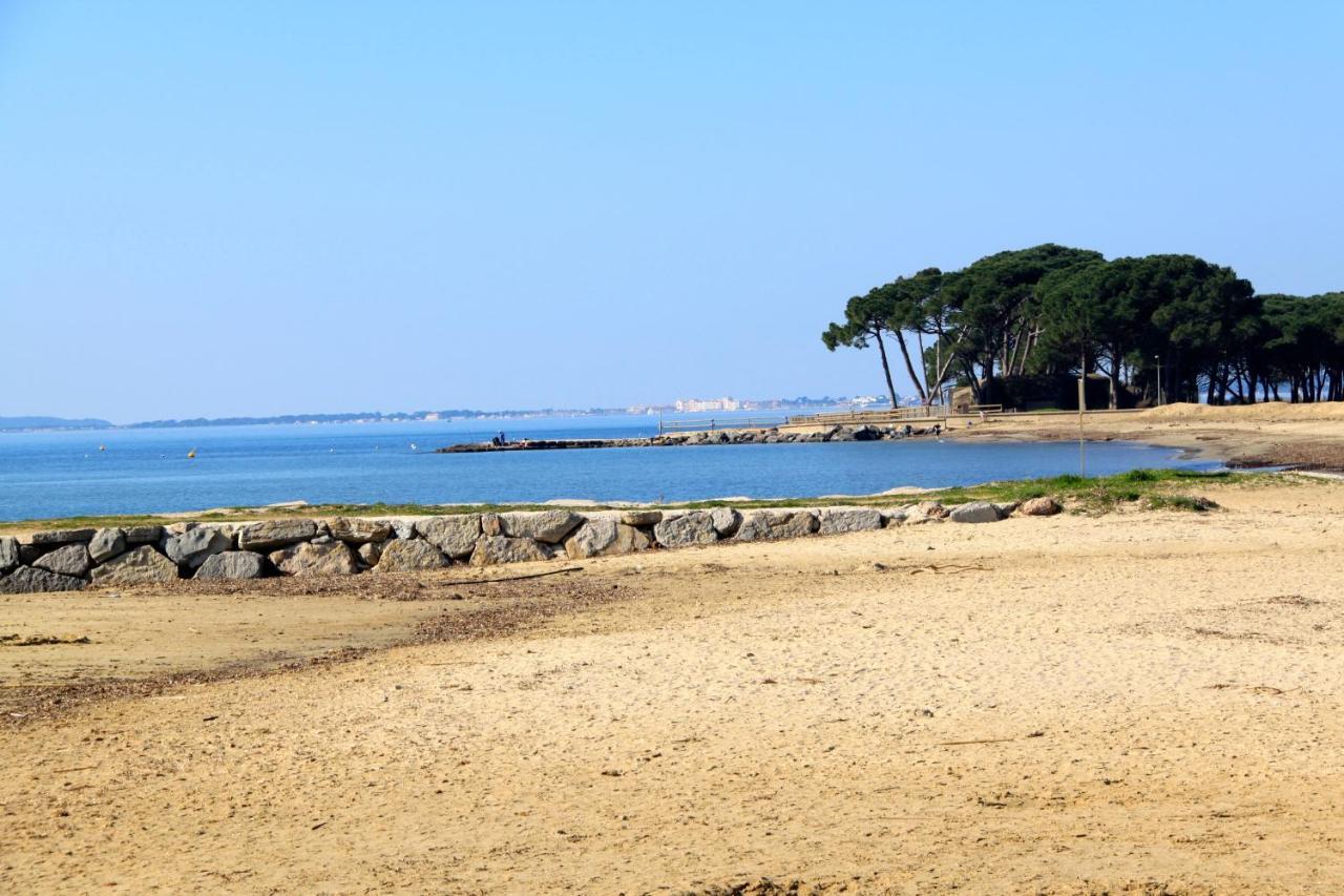 Studio Hyeres Port Екстериор снимка